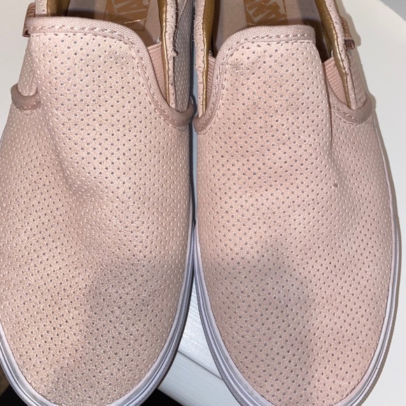 Vans - Picture 5 of 6